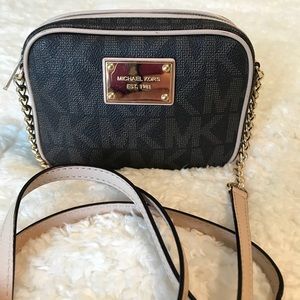 Michael Kors Jet Set MK signature crossbody